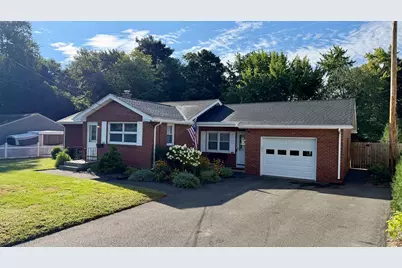 229 McCarthy Ave, Chicopee, MA 01020 - Photo 3