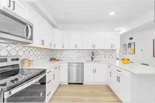 35 George St, Boston, MA 02136 - Photo 17