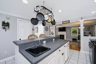 24 Evergreen Rd, Lakeville, MA 02347 - Photo 9