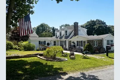 25 Yale Avenue, Swansea, MA 02777 - Photo 1