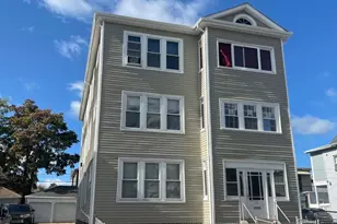 24 Arthur St, Worcester, MA 01604 - Photo 1