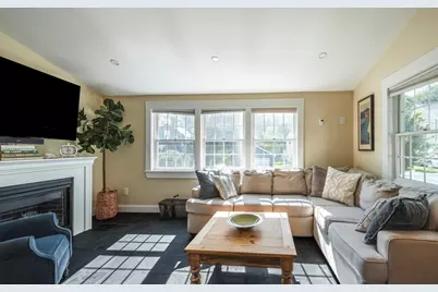 51 Topsfield Rd, Ipswich, MA 01938 - Photo 13