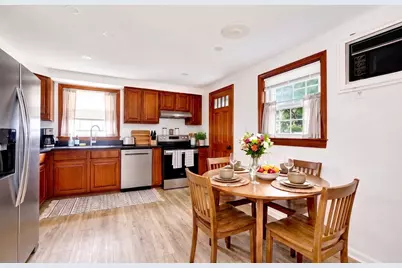 18 Suffolk St, Chelsea, MA 02150 - Photo 11