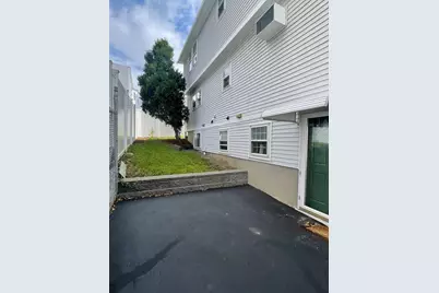 18 Suffolk St, Chelsea, MA 02150 - Photo 5