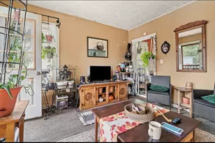 27 Henry, Southbridge, MA 01550 - Photo 11