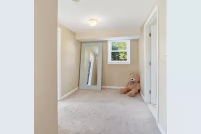51 Mechanic St, Bellingham, MA 02019 - Photo 17