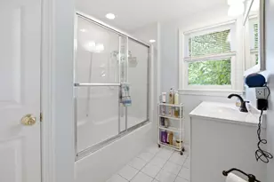 51 Mechanic St, Bellingham, MA 02019 - Photo 29