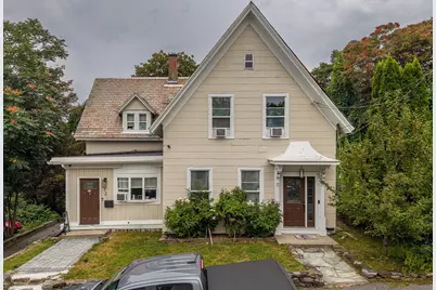 72 Mount Vernon St, Fitchburg, MA 01420 - Photo 1