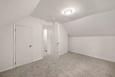 1088 Middleboro Ave, Taunton, MA 02718 - Photo 25