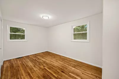 1088 Middleboro Ave, Taunton, MA 02718 - Photo 17