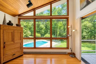 9 West Ridge Dr, Sharon, MA 02067 - Photo 5