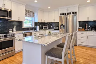 11 University Ln, Methuen, MA 01844 - Photo 3