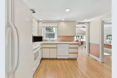 30 Sumner St, Canton, MA 02021 - Photo 13