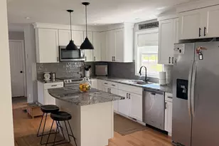 33 Ledgewood Cir, Attleboro, MA 02703 - Photo 3