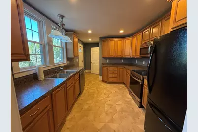 22 School St #22, Merrimac, MA 01860 - Photo 5