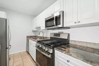 8 Whittier Pl #11K, Boston, MA 02114 - Photo 7