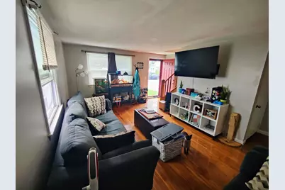 61-63 Wilson St, Springfield, MA 01104 - Photo 9