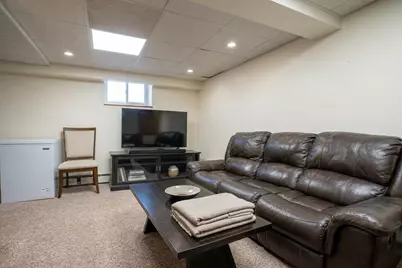 18 High St, Saugus, MA 01906 - Photo 15