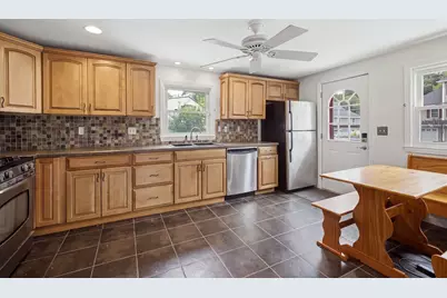 180 River St, Billerica, MA 01821 - Photo 7