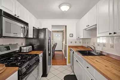90 Smoke Rise Cir, Swansea, MA 02777 - Photo 11