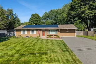 90 Smoke Rise Cir, Swansea, MA 02777 - Photo 1