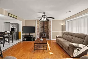 90 Smoke Rise Cir, Swansea, MA 02777 - Photo 7
