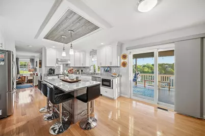 1 Tsitsinos Dr, Peabody, MA 01906 - Photo 21