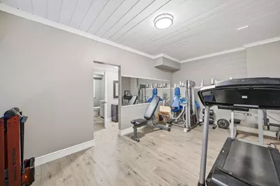 1 Tsitsinos Dr, Peabody, MA 01906 - Photo 37