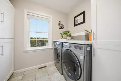 1 Tsitsinos Dr, Peabody, MA 01906 - Photo 13