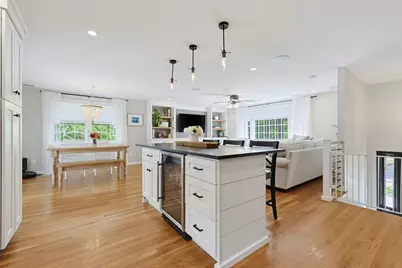 10 Howe Circle, Randolph, MA 02368 - Photo 9