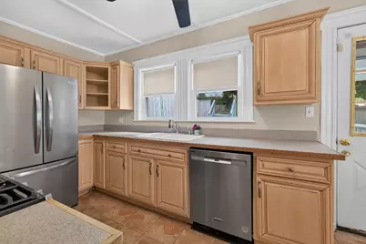 141-143 Stetson Ave #1, Swampscott, MA 01907 - Photo 11