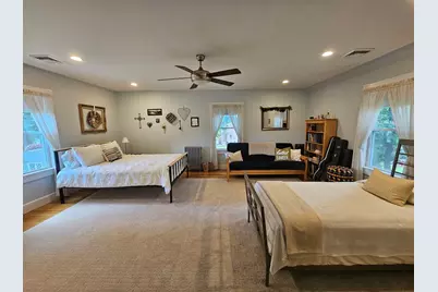 27 Dayton St, Lowell, MA 01852 - Photo 25