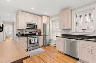 4 Cook St, Boston, MA 02129 - Photo 1