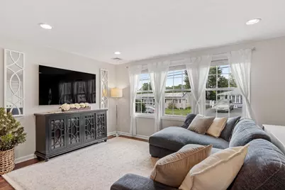 37 Louise Road, Holbrook, MA 02343 - Photo 3