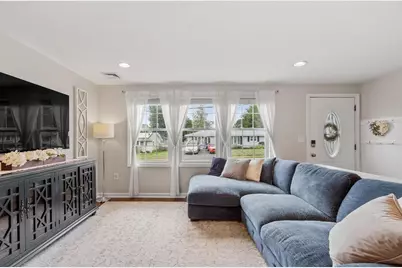 37 Louise Road, Holbrook, MA 02343 - Photo 5