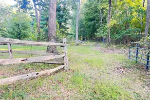 296 Yew St, Douglas, MA 01516 - Photo 7
