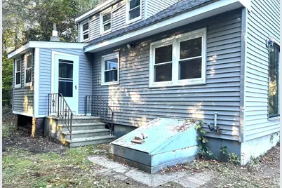 831 Providence Rd, Northbridge, MA 01588 - Photo 5
