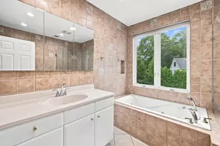829 Chestnut, Newton, MA 02468 - Photo 19