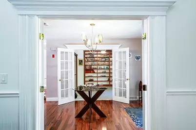 27 Brittany Ln, Dartmouth, MA 02747 - Photo 5