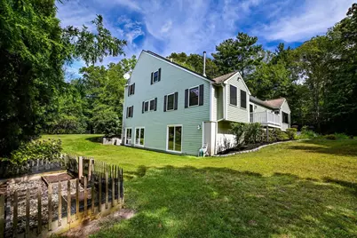 27 Brittany Ln, Dartmouth, MA 02747 - Photo 37