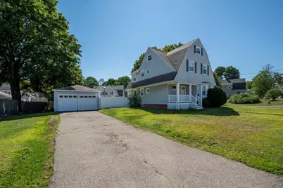 121 Oakland St, Mansfield, MA 02048 - Photo 3
