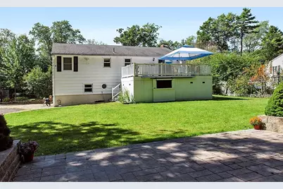 84 Lincoln St, West Bridgewater, MA 02379 - Photo 9