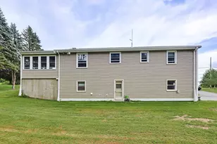 605 Wood St, Swansea, MA 02777 - Photo 39