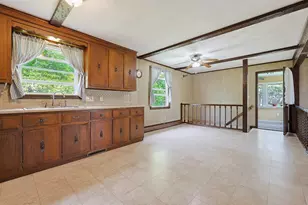 605 Wood St, Swansea, MA 02777 - Photo 15
