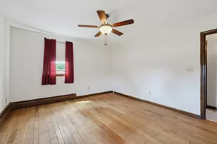 605 Wood St, Swansea, MA 02777 - Photo 23
