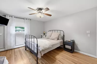 393 Cherry St, Holyoke, MA 01040 - Photo 15