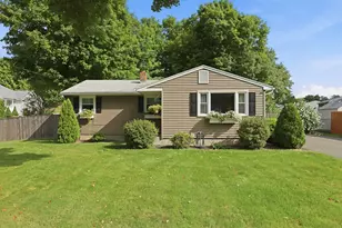 393 Cherry St, Holyoke, MA 01040 - Photo 1