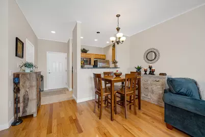 8 Walnut St #418, Peabody, MA 01960 - Photo 3