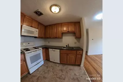 685 Moody Street #2, Waltham, MA 02453 - Photo 3