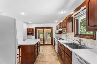 9 Jim Ash Rd, Palmer, MA 01069 - Photo 11
